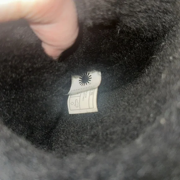 Ugg Classic Tall Boots Women’s Size 8 - Picture 4 of 4